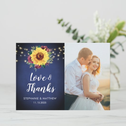 Zonnebloem Bourgondië Roos Lights Navy Foto Bruilo Bedankkaart (Staand voorkant)