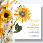 Zonnebloem | Bridal Shower-uitnodiging<br><div class="desc">Stijlvol vrijgezellenfeest met een opvallend design met een grote zonnebloem op een schone witte achtergrond. Dit ontwerp is ideaal voor vrijgezellenfeesten,  brunches en feestjes in de zomer/herfst. Klaar voor eenvoudige personalisatie.</div>