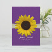 Zonnebloem en Burlap Paarse bruiloft Kaart (Staand voorkant)
