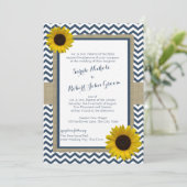 Zonnebloem en Chevron Navy Blue Rustic Wedding Kaart (Staand voorkant)