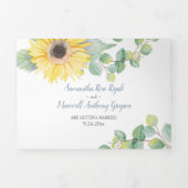 Zonnebloem en eucalyptus in één bruiloft drieluik uitnodiging (Cover)