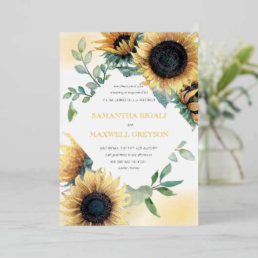 Zonnebloem en marineblauw huwelijk folie uitnodiging (Staand Voorkant)