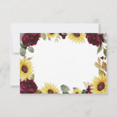 Zonnebloem en Rozen Burgundy Red Rustic Wedding RSVP Kaartje (Achterkant)