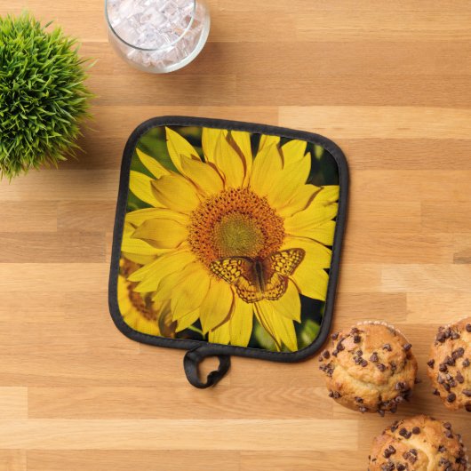 Zonnebloem en vlinder pannenlap (Top down)