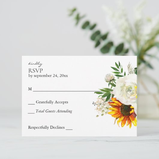 Zonnebloem en witte rozenbloem RSVP kaartje (Staand voorkant)