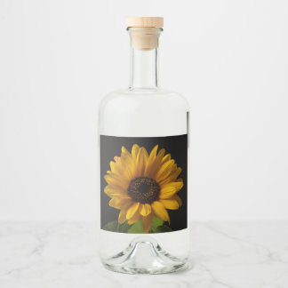 Zonnebloem foto's op oude spirit glas likeurfles etiket