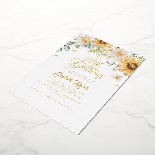 Zonnebloem Gouden Vlinder 70e Verjaardagsfeestje Folie Uitnodiging (Gedraaid)