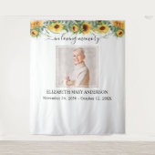 Zonnebloem Herdenkingsfoto met tekst 'In Loving Me Wandkleed (Voorkant)