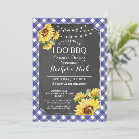 Zonnebloem I DO BBQ Koppels Bruiloft Gingham Kaart (Staand voorkant)