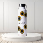 Zonnebloem Leopard Spot Monogram Naam Gepersonalis Waterfles<br><div class="desc">Dit ontwerp kan op het gebied worden gepersonaliseerd dat door de foto en/of tekst te veranderen wordt verstrekt. Of het kan worden aangepast door de klik te kiezen om verdere optie aan te passen en de kleur van de achtergrond te schrappen of te veranderen, tekst toe te voegen, de tekstkleur...</div>