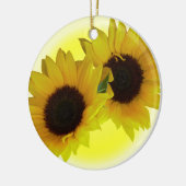 Zonnebloem, mooi geel bloemenkrantje keramisch ornament (Links)