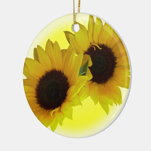 Zonnebloem, mooi geel bloemenkrantje keramisch ornament (Links)