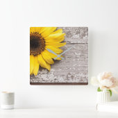 Zonnebloem op een Woodentafel Vierkante Klok (Huis)