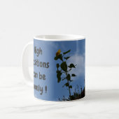 Zonnebloem op het dak. koffiemok (Voorkant links)