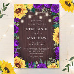 Zonnebloem Paarse Mason Jar Rustic Wedding Kaart<br><div class="desc">Deze trouwuitnodigingen zijn voorzien van een waterverf bloem,  paarse bloemen,  rozen en bladeren op een houten achtergrond met gloeiende snaren. Pas ze aan met je eigen tekst. Ga naar onze winkel om het volledige assortiment objecten te bekijken dat je voor je bruiloft kunt personaliseren.</div>