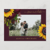 Zonnebloem rozen, bijtend script, op datum bruilof aankondigingskaart (Voorkant)