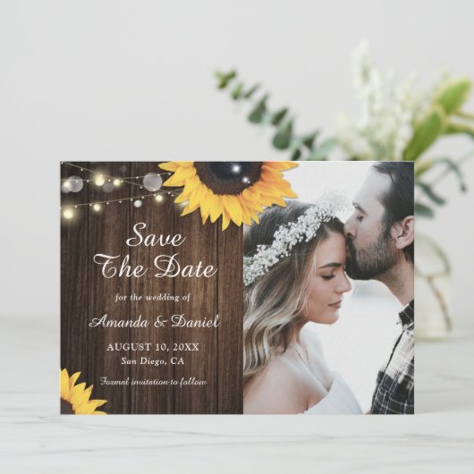 Zonnebloem Rustic Wood String Lights Weddenfoto Save The Date (Staand voorkant)