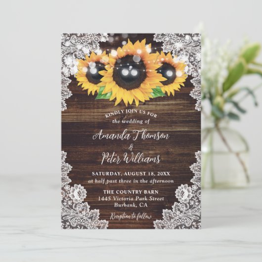 Zonnebloem Rustiek Hout Kant String Lights Wedding Kaart (Staand voorkant)