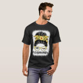 Zonnebloem Stap Moeder Messy Bun Bleaches Moederda T-shirt (Voorkant volledig)