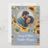 Zonnebloem stoffige blauwe foto bruiloft met RSVP Kaart (Voorkant)