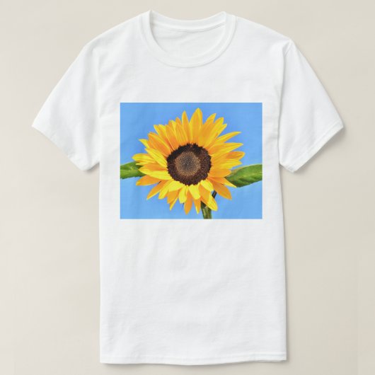 Zonnebloem tegen zon op blauwe hemel - Zomer T-Shi T-shirt (Design voorkant)