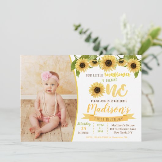 Zonnebloem verjaardagsfeestje uitnodigers kaart (Staand voorkant)