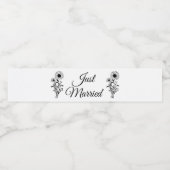 Zonnebloem zwart witte bloem net getrouwd bruiloft waterfles etiket (Enkel label)