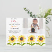 Zonnebloemen 1e Verjaardag Meisje Foto Floral Kaart (Staand voorkant)