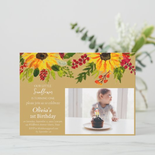 Zonnebloemen 1e Verjaardag Meisje Foto Floral Kaart (Staand voorkant)