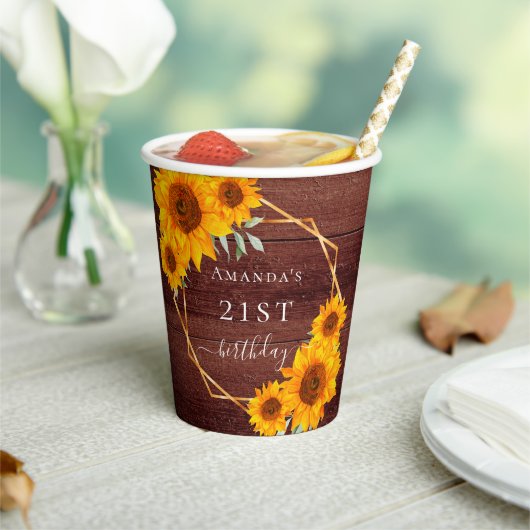 Zonnebloemen bruin hout naam rustieke verjaardag papieren bekers (Insitu)