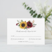 Zonnebloemen Burgundy Greenery Wedding RSVP Kaart (Staand voorkant)