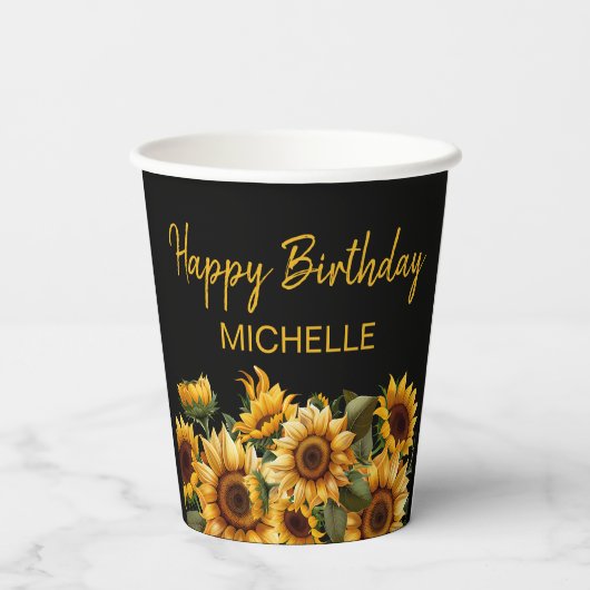 Zonnebloemen Elegant Zwart Happy Birthday Naam Papieren Bekers (Achterkant)