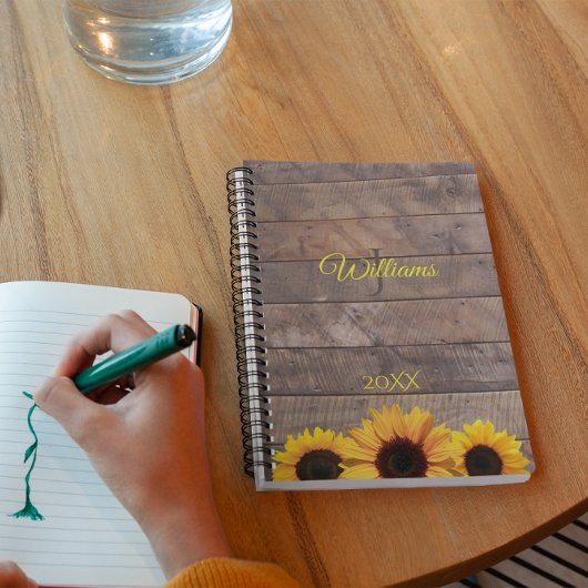 Zonnebloemen en Barnwood Gepersonaliseerde Monogra Planner