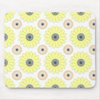 Zonnebloemen en daisy naadloos bloemenpatroon muismat