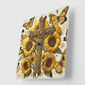 Zonnebloemen en fladderende gele vlinders. vierkante klok (Hoek)
