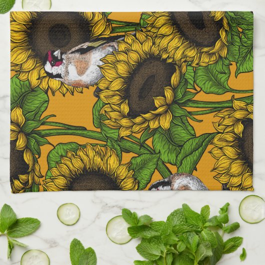 Zonnebloemen en goudvinken op sinaasappel theedoek (Gevouwen)
