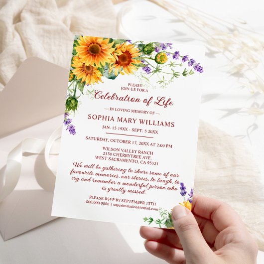 Zonnebloemen en lavendel begrafenis viering van he kaart