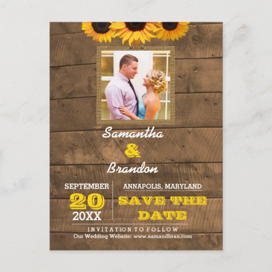 Zonnebloemen en Rustisch hout Wedding Save the Dat Aankondigingskaart (Voorkant)