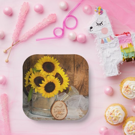 Zonnebloemen en tuinwater kunnen het huwelijk verb papieren bordje (Feest)