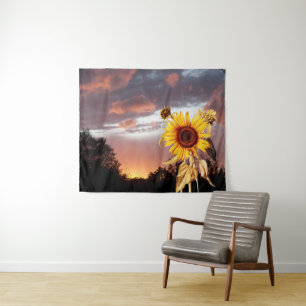 ZONNEBLOEMEN EN ZOMERZONSONDERGANG MET ROZE WOLKEN WANDKLEED