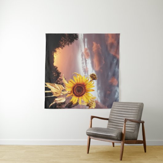 ZONNEBLOEMEN EN ZOMERZONSONDERGANG MET ROZE WOLKEN WANDKLEED (In Situ (horizontaal))