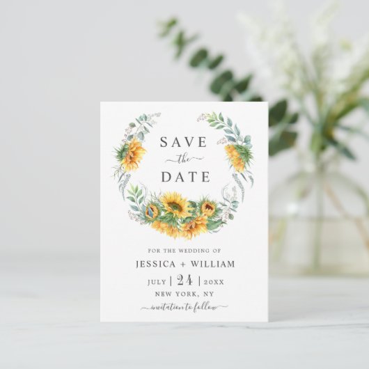 Zonnebloemen Eucalyptus Bruiloft Save the Date Aankondigingskaart (Staand voorkant)