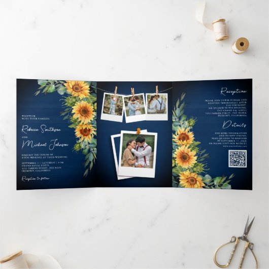 Zonnebloemen Eucalyptus QR Code Navy Blue Weddensc Drieluik Uitnodiging (Binnen)