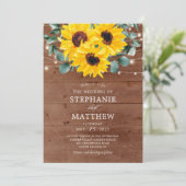 Zonnebloemen Eucalyptus String Lights Wood Weddens Kaart (Staand voorkant)