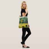 Zonnebloemen geloof groter dan angst tote bag (Op model)