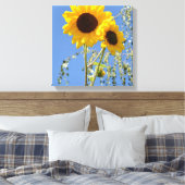 Zonnebloemen in de Sky Canvas Print (Insitu (Slaapkamer))