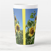 Zonnebloemen met Blue Sky Latte Mok (Voorkant)