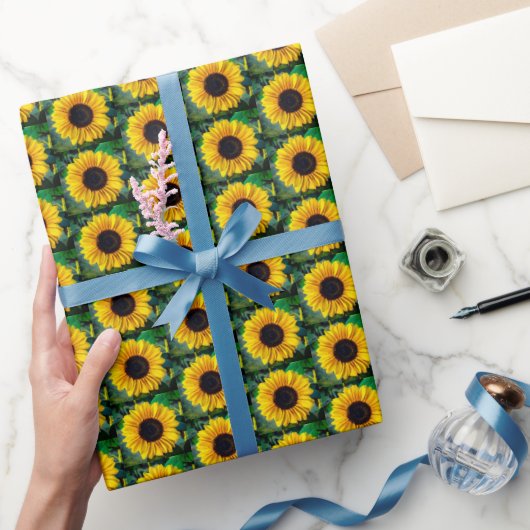 Zonnebloemen met papier voor de verwerking van bij (Geschenken)