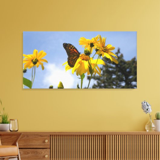 Zonnebloemen N Vlinders gewikkeld canvas print (Insitu (Woonkamer))