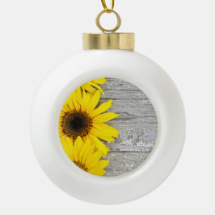 Zonnebloemen op een lijst keramische bal ornament